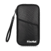 Zwarte RFID Travelbag met polsbandje en FireMat-logo als reisdocumententas